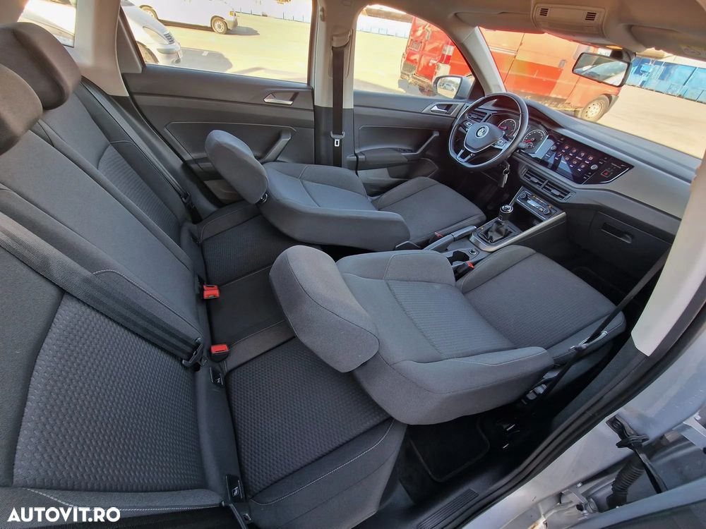 Volkswagen Polo 1.6 TDI SCR Highline - 14