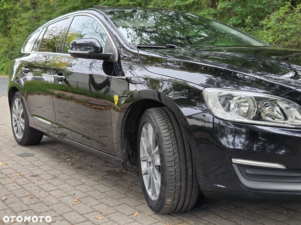 Volvo V60 D2 Momentum - 4