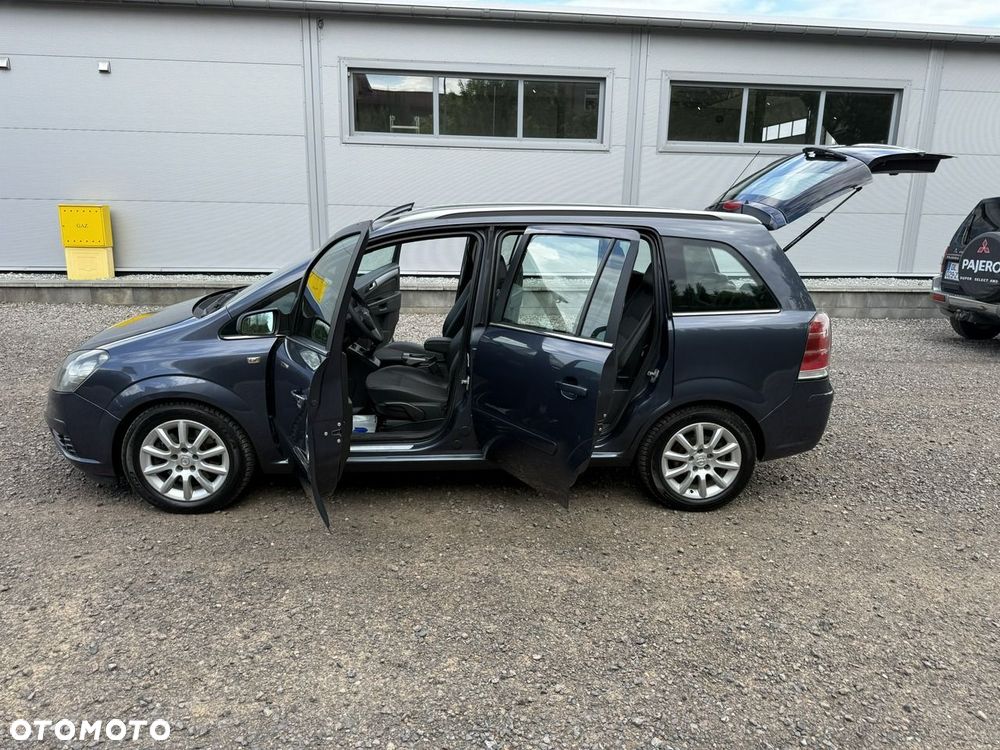 Opel Zafira - 19
