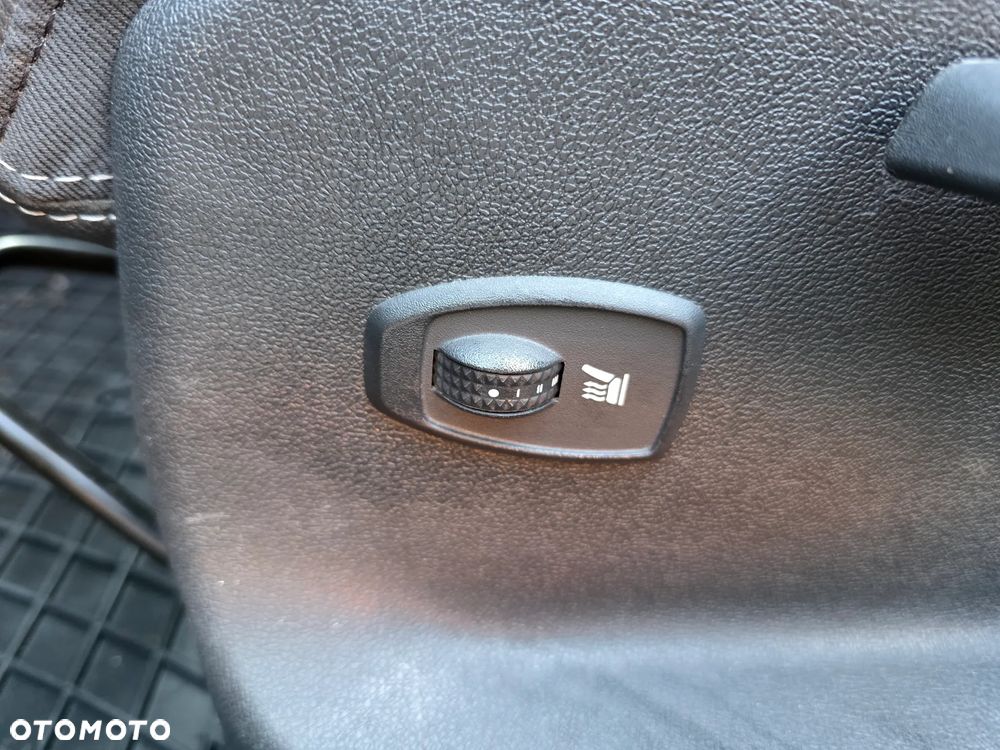 Renault Megane TCe 130 Bose Edition - 14