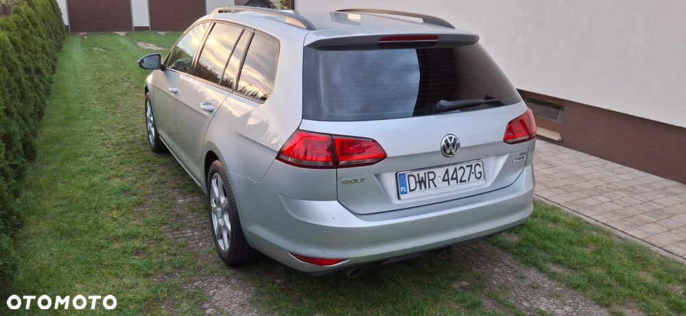 Volkswagen Golf - 8