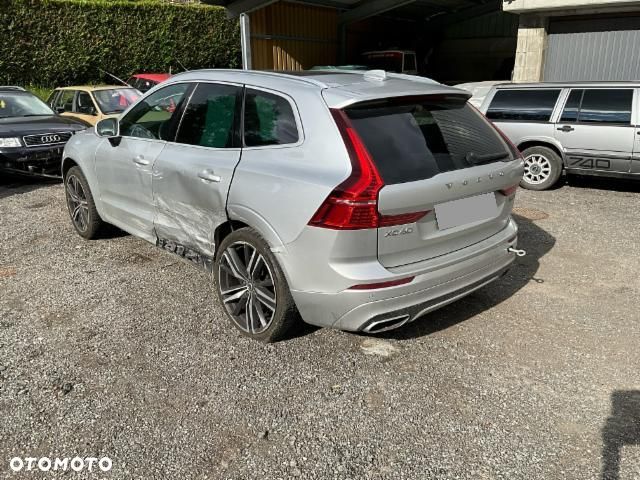 Volvo XC 60 T5 AWD Geartronic RDesign - 5
