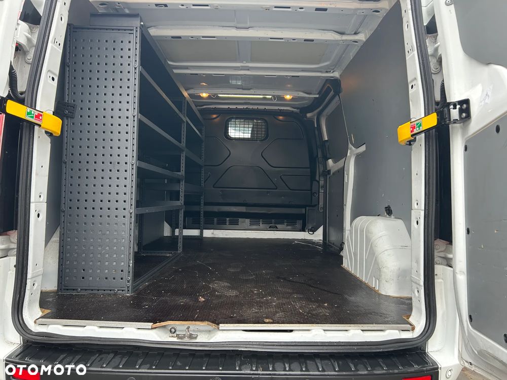 Ford Transit Custom - 16