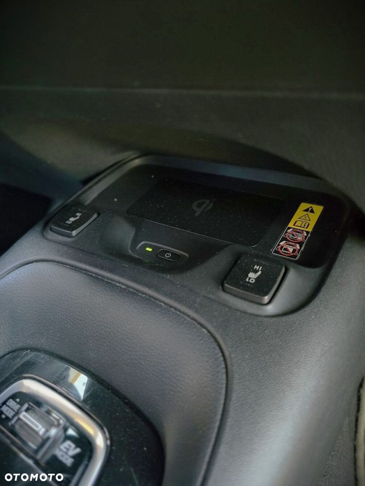 Toyota Corolla 1.8 Hybrid Comfort - 20