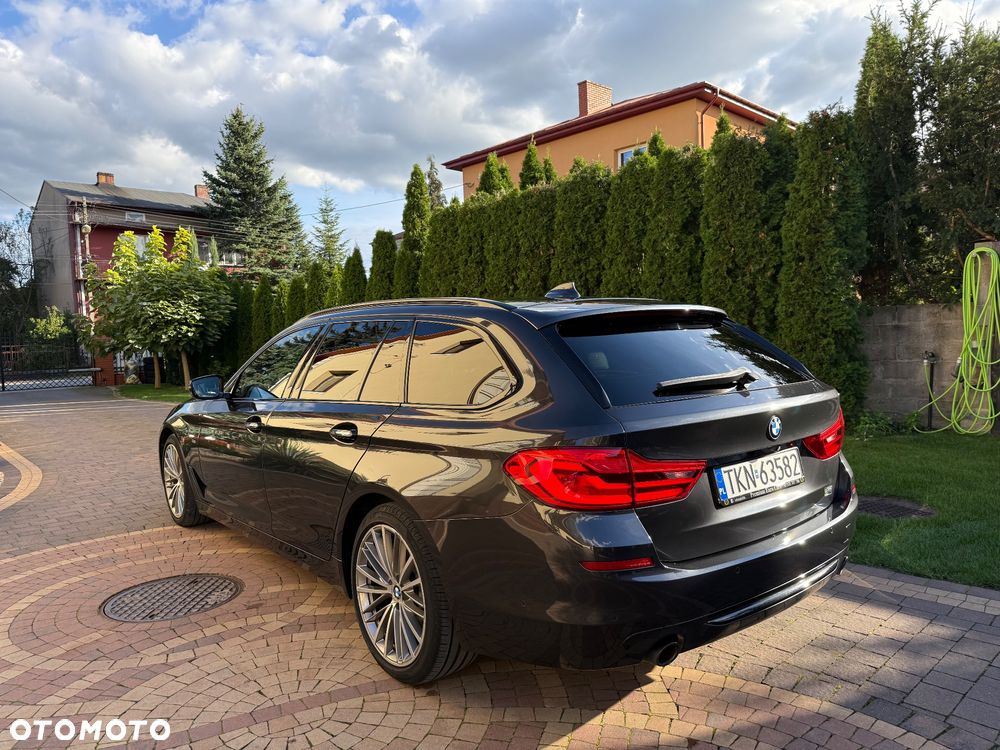 BMW Seria 5 520d Touring Sport Line - 13