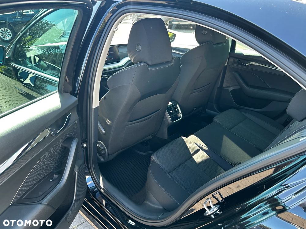 Skoda Octavia 1.5 TSI e-Tec Style DSG - 25