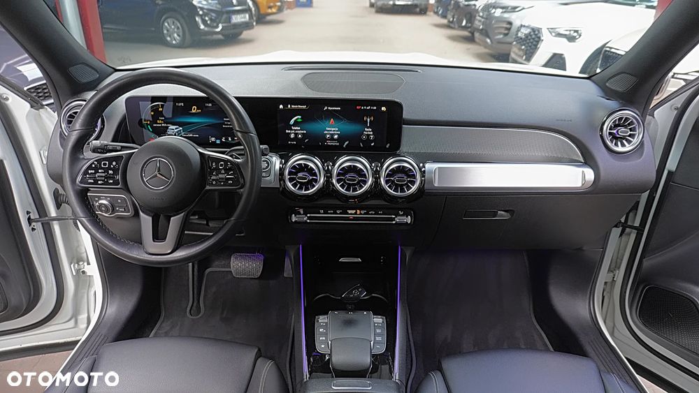 Mercedes-Benz GLB 250 4-Matic 8G-DCT - 14