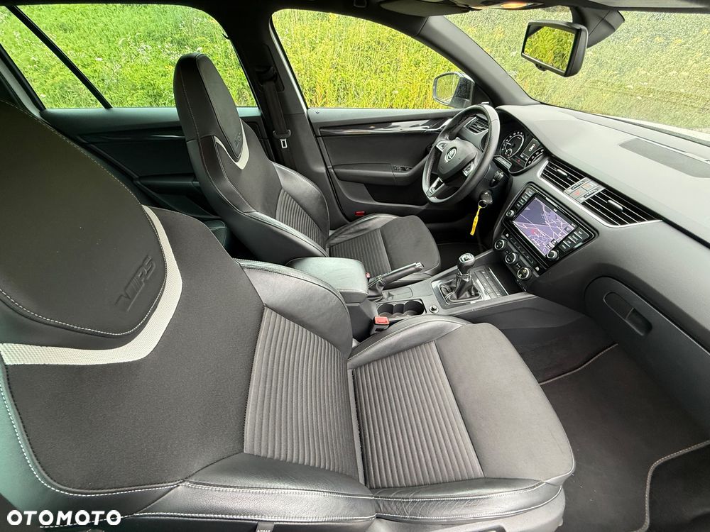 Skoda Octavia 2.0 TDI RS - 14
