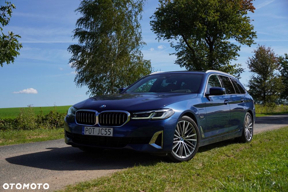 BMW Seria 5 530e Luxury Line - 1