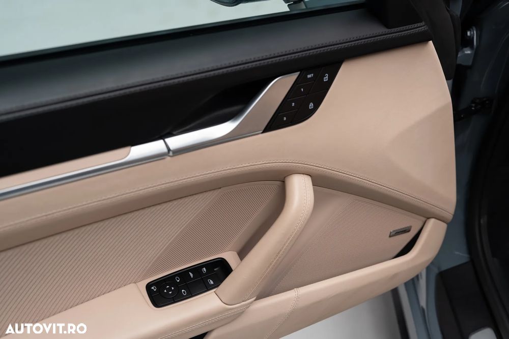 Porsche 911 Turbo PDK - 10