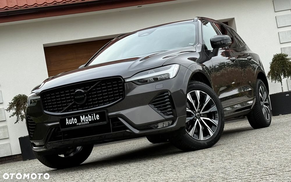 Volvo XC 60 B4 D Plus Dark - 2