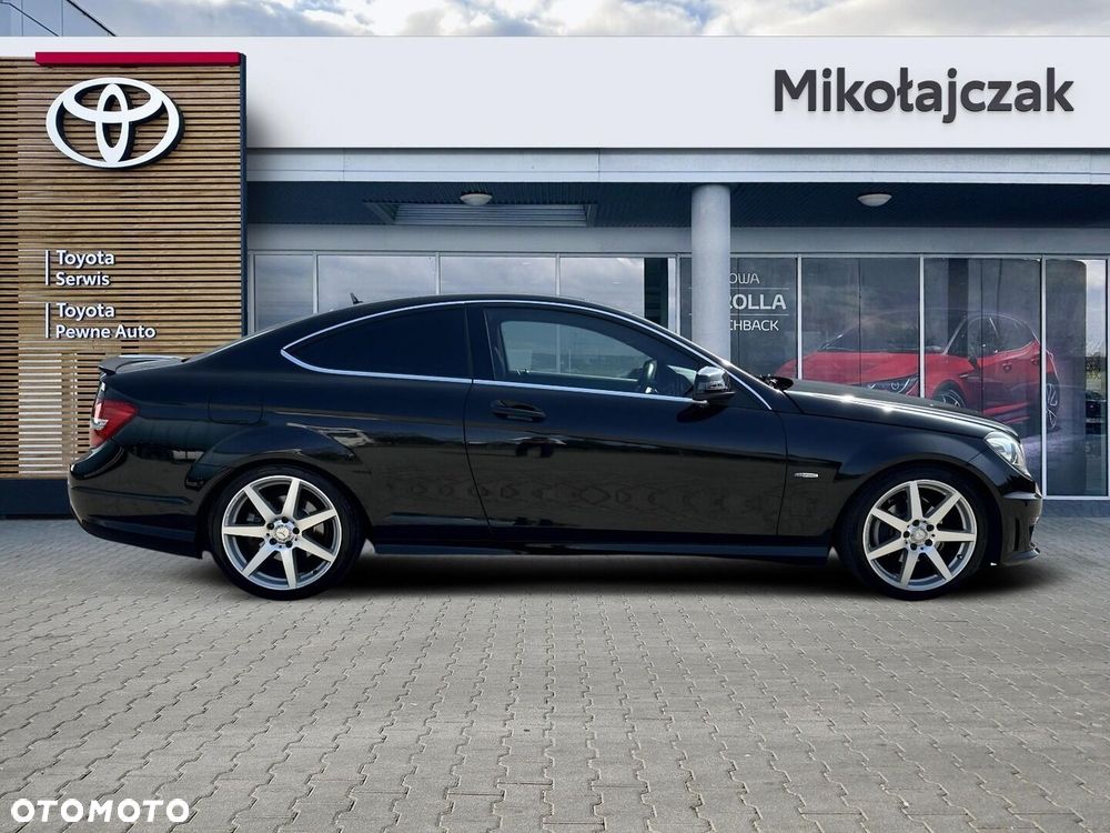 Mercedes-Benz Klasa C 250 CGI BlueEff - 10