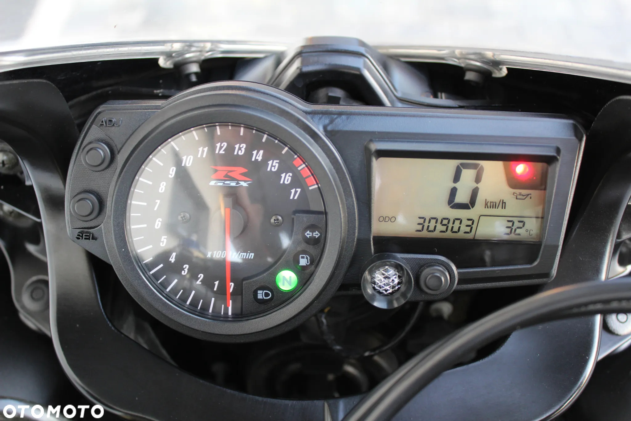 Suzuki GSX-R - 19