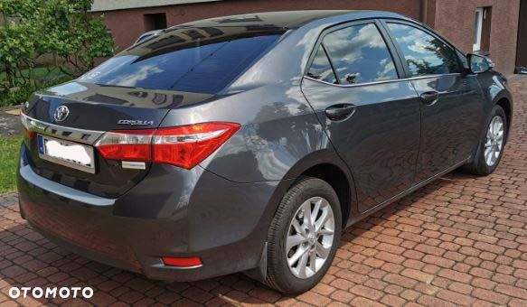Toyota Corolla - 4