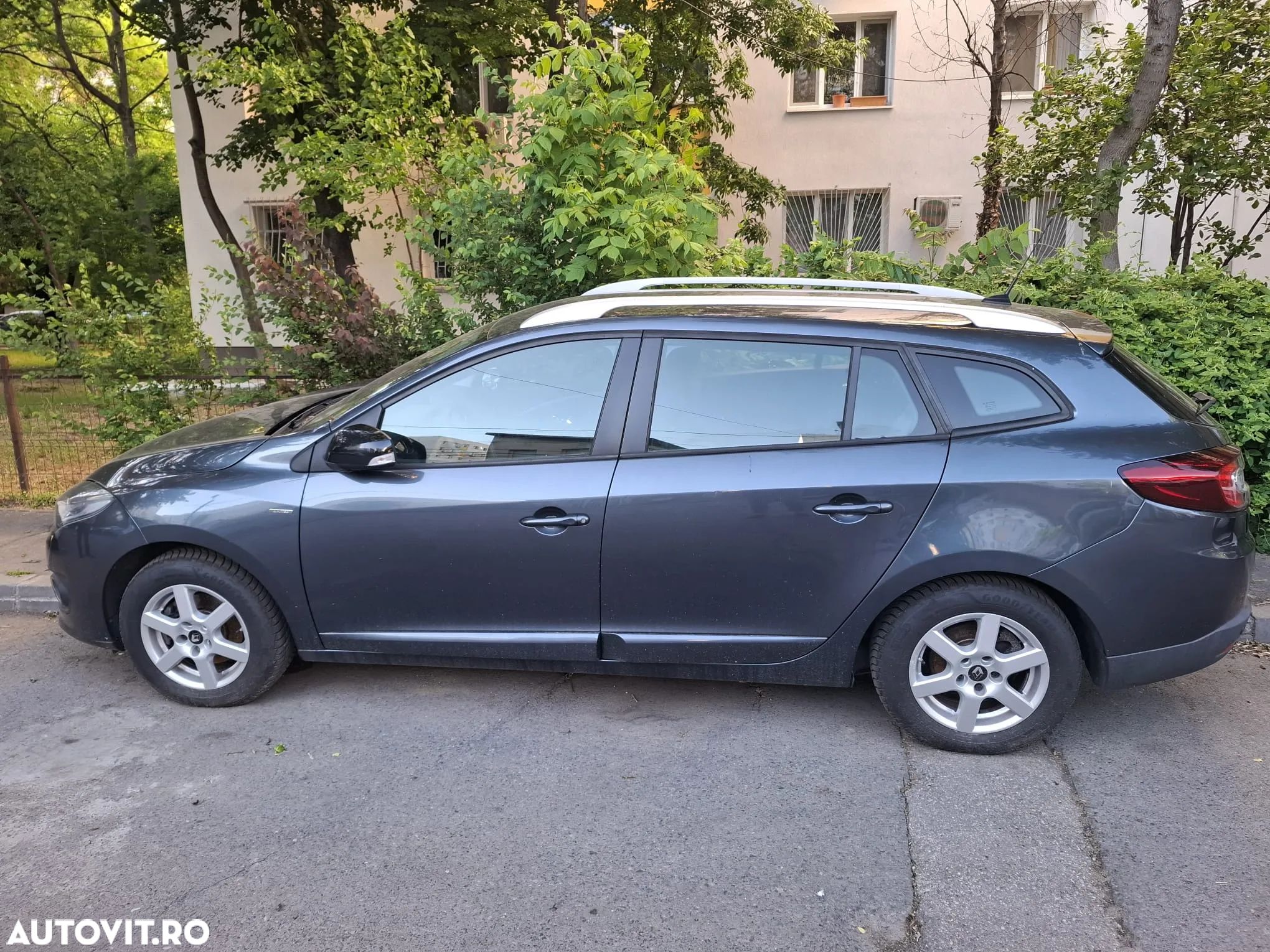 Renault Megane dCi 110 FAP LIMITED - 1