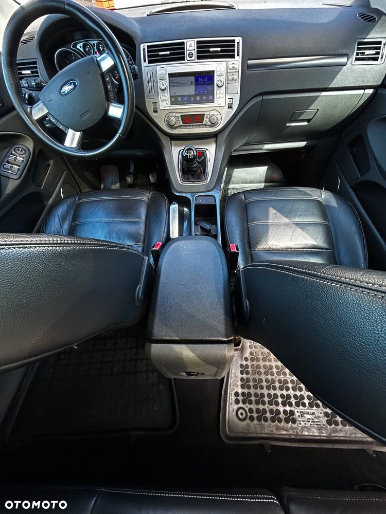Ford Kuga 2.0 TDCi Titanium - 15