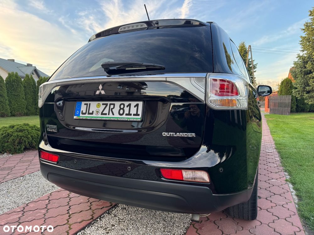 Mitsubishi Outlander 2.0 Intense 2WD - 11