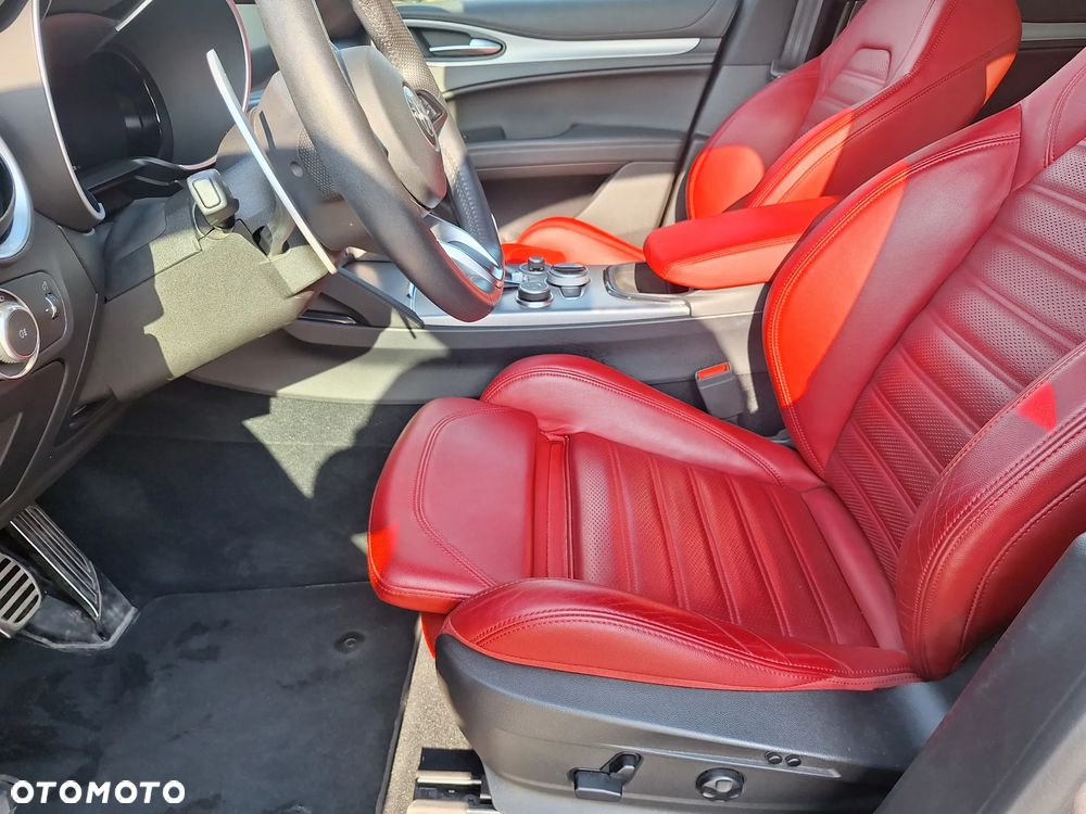 Alfa Romeo Stelvio 2.2 JTDM Sprint Q4 - 20