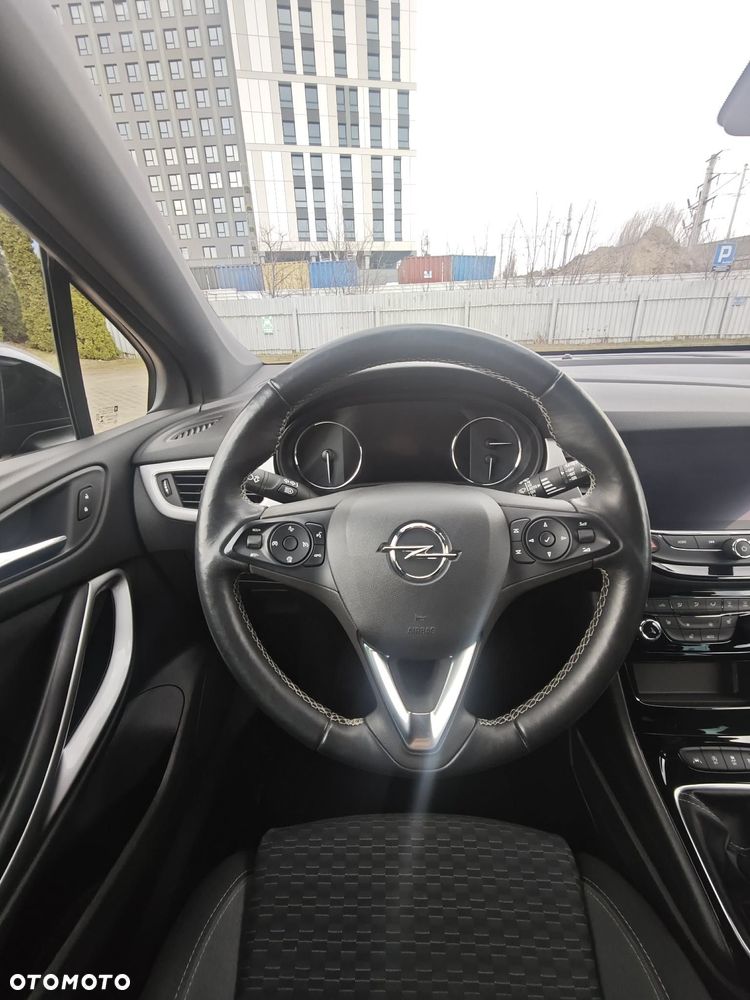 Opel Astra 1.2 T GS Line S&S - 16