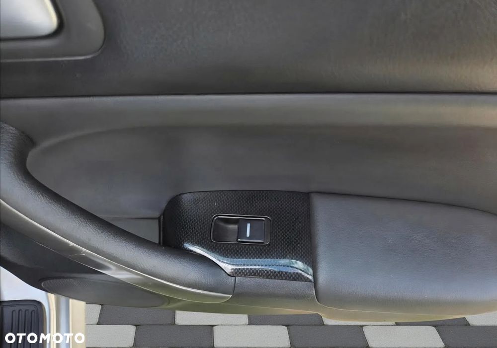 Honda Accord 2.0 i Comfort - 15