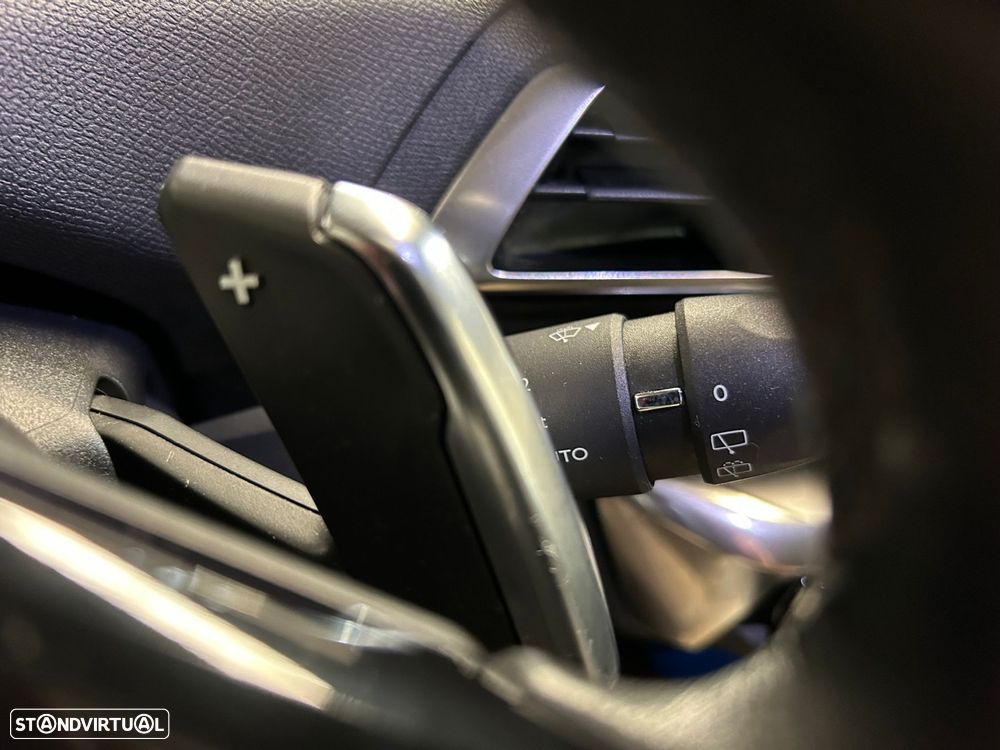 Peugeot 3008 1.2 PureTech Allure EAT8 - 37
