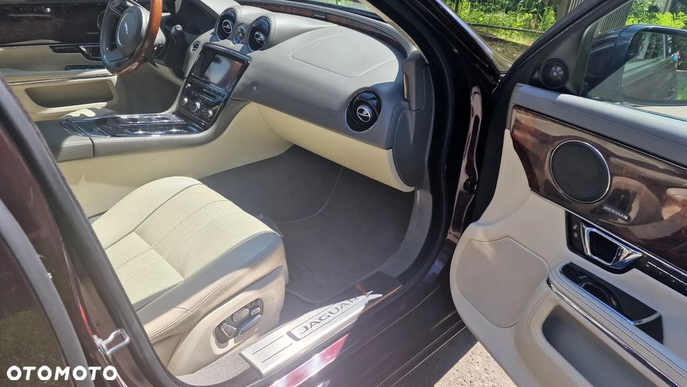 Jaguar XJ 3.0 V6 Kompressor AWD Portfolio - 6