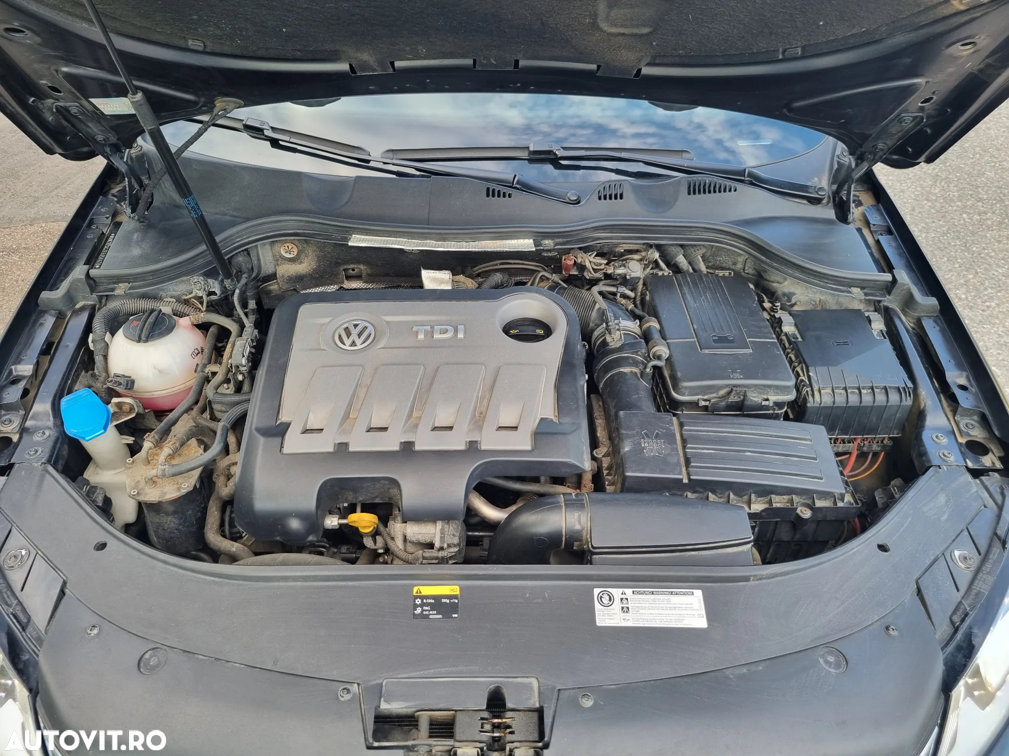 Volkswagen Passat 2.0 TDI BlueMotion Tehnology Highline - 17