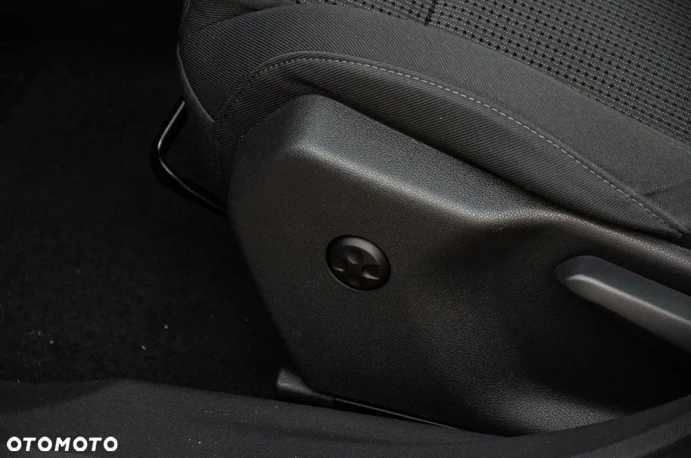 Peugeot 508 SW HDi FAP 140 Family - 39