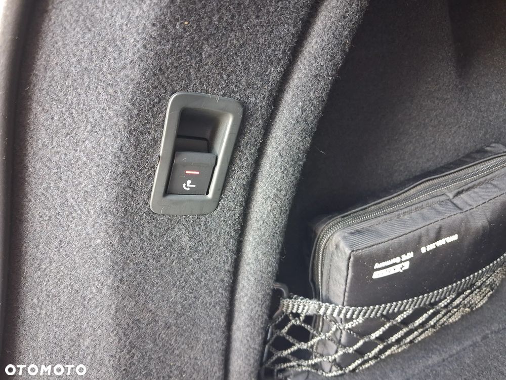 Audi A4 Avant 40 TDI S tronic quattro - 13