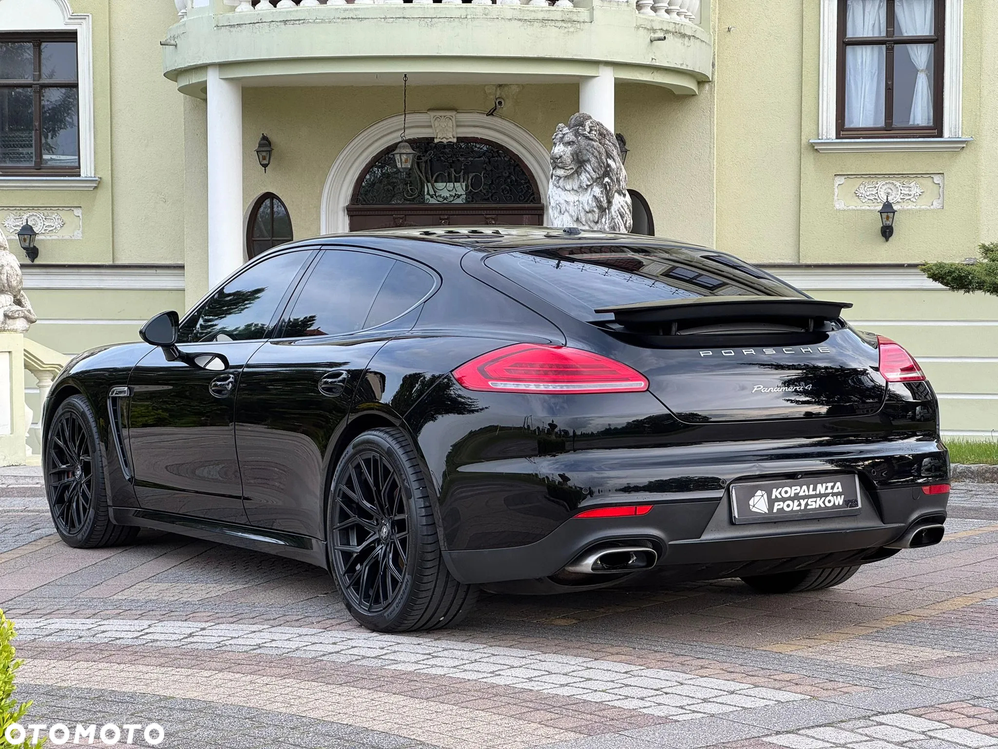 Porsche Panamera 4 Edition - 2