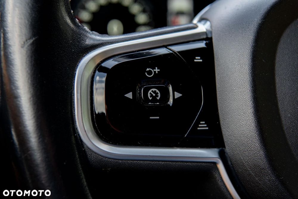 Volvo V90 D4 Inscription - 20