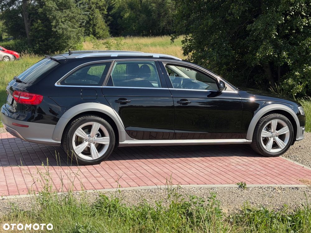 Audi A4 Allroad 2.0 TDI Quattro - 12