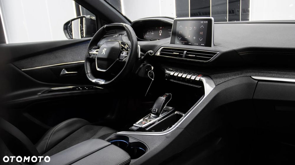 Peugeot 5008 1.6 PureTech GT Line S&S EAT8 - 21