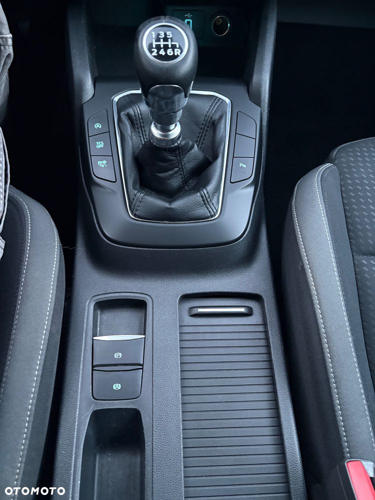 Ford Focus 1.0 EcoBoost Titanium X - 40
