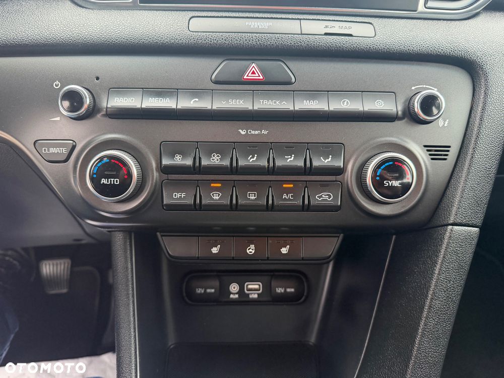 Kia Sportage 2,0 CRDI 2WD ISG Spirit - 26