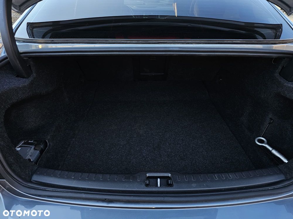 Volvo S60 T4 R-Design First Edition - 30