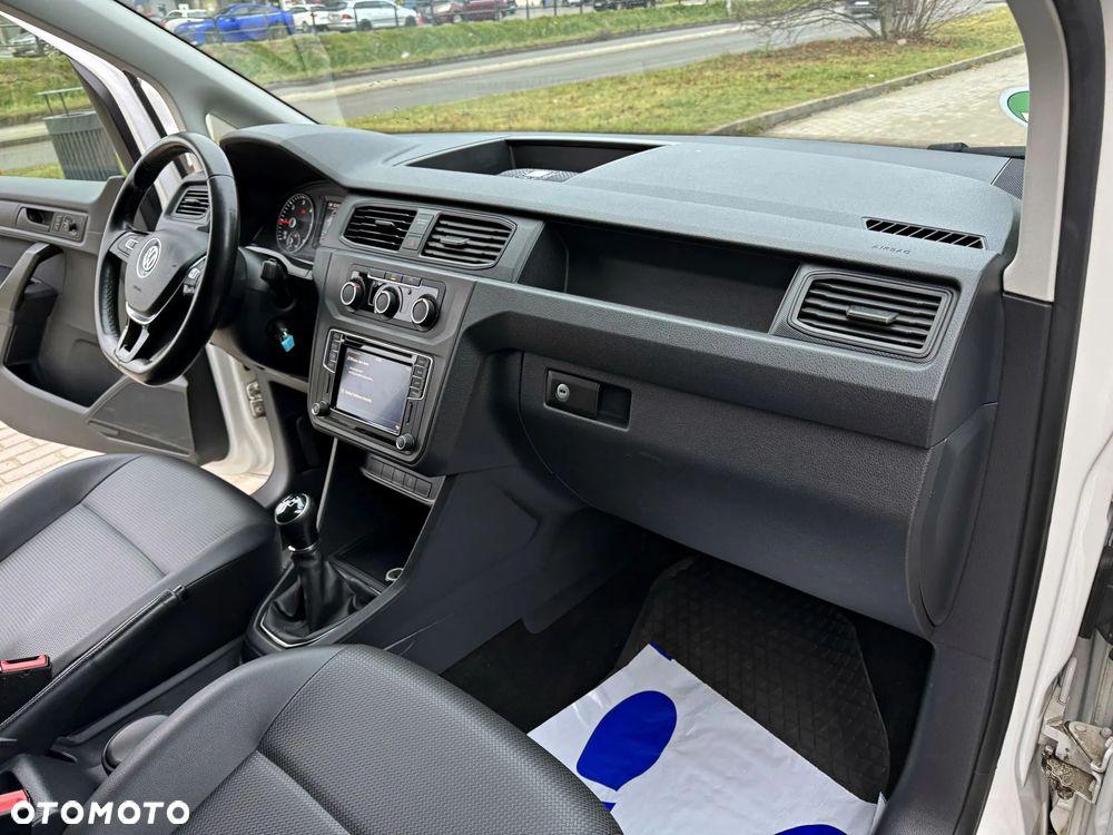 Volkswagen CADDY - 16