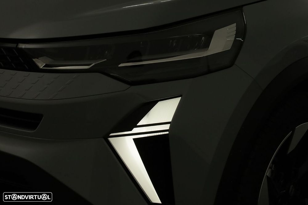 Renault Captur 1.0 TCe Techno Bi-Fuel - 6