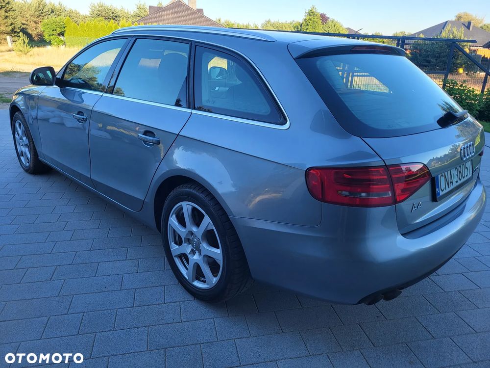 Audi A4 Avant 2.0 TDI DPF Ambiente - 4