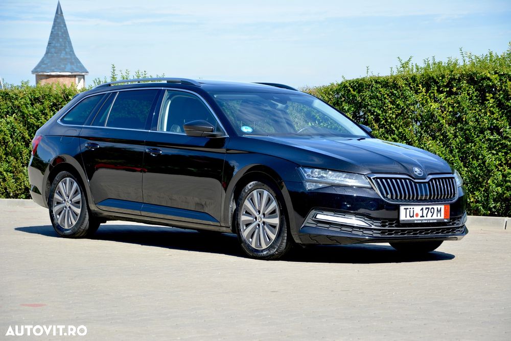 Skoda Superb 2.0 TDI DSG Premium Edition - 1