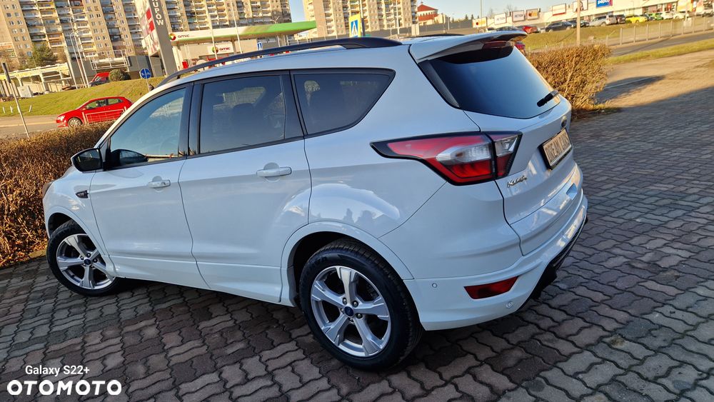 Ford Kuga 1.5 EcoBoost 2x4 ST-Line - 32