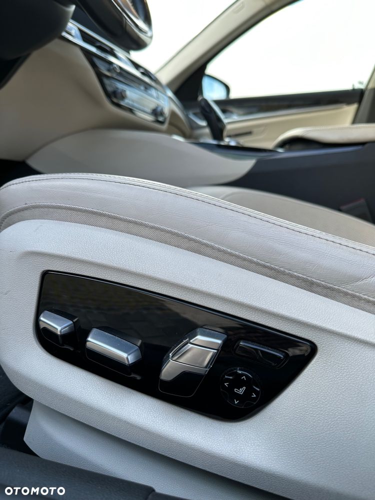 BMW Seria 5 - 11