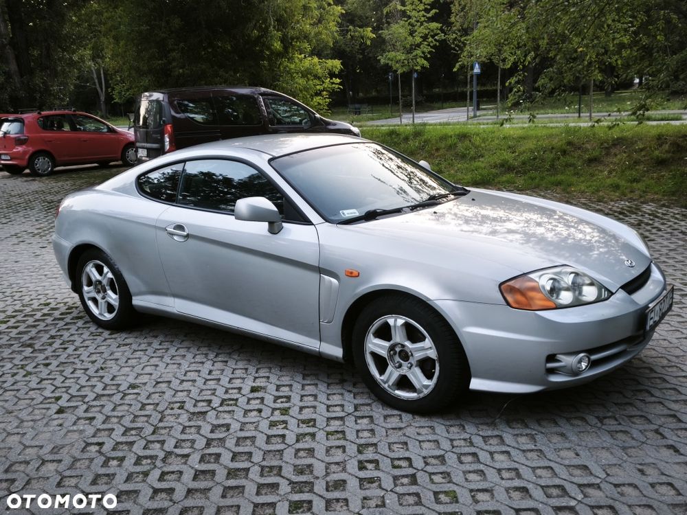 Hyundai Coupe - 3