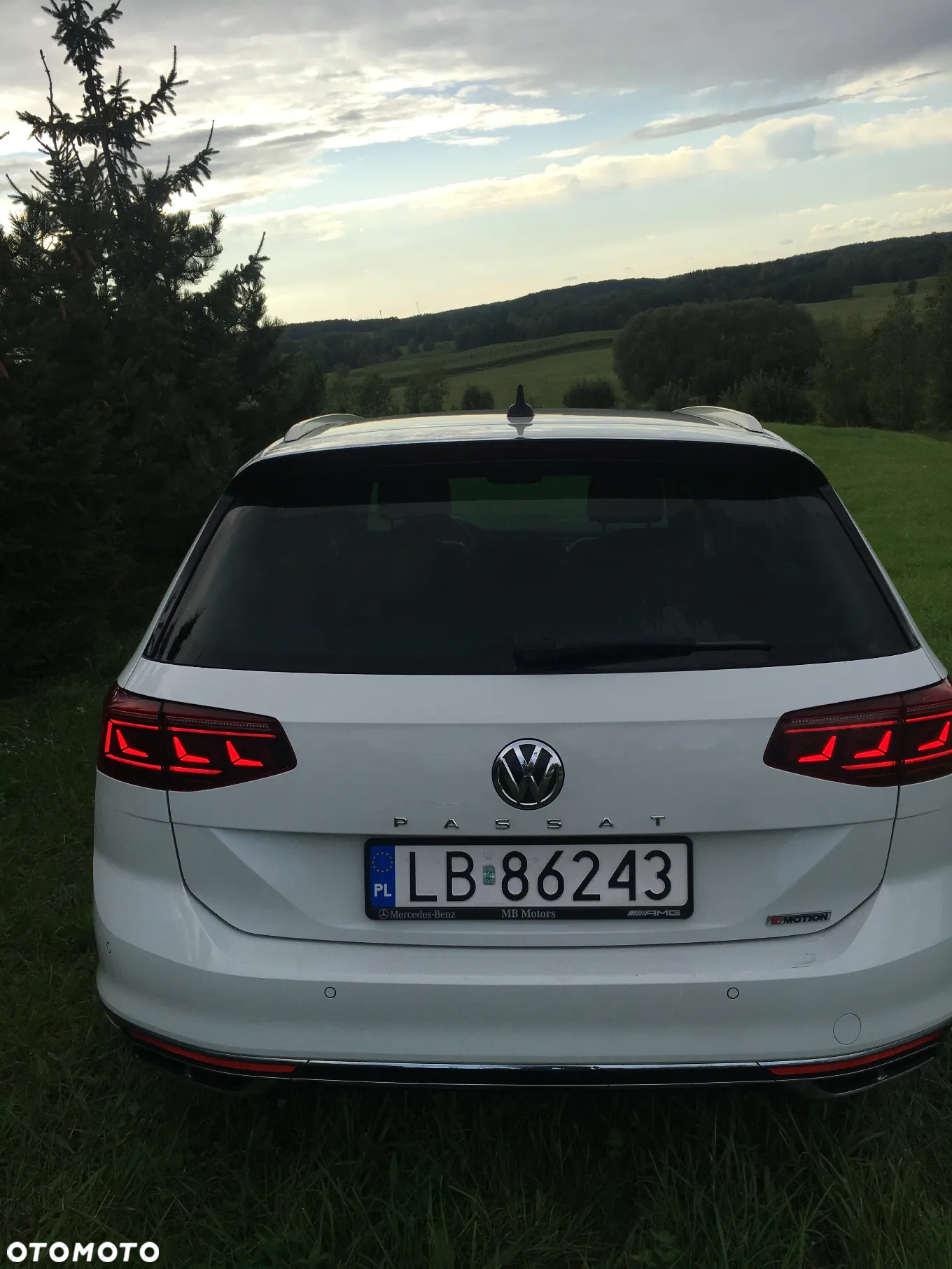 Volkswagen Passat 2.0 TDI BMT 4Mot Highline DSG - 11