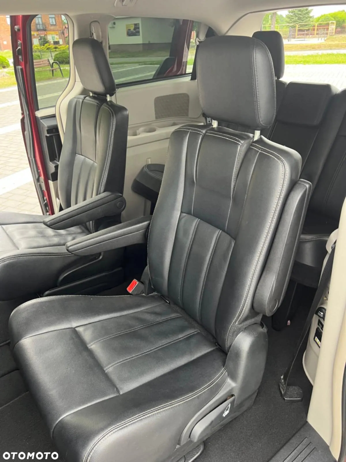 Chrysler Town & Country 3.6 Touring - 15