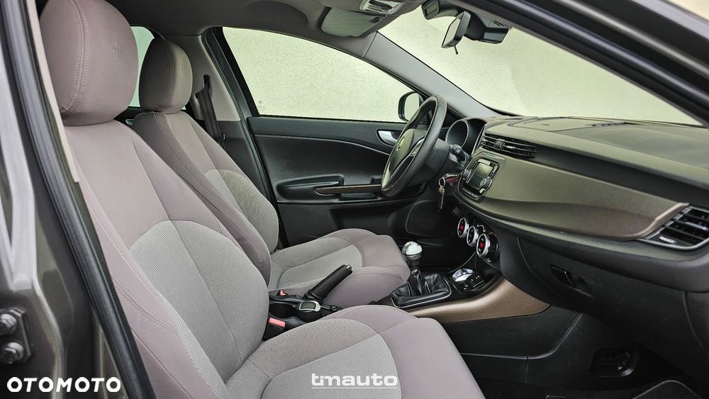 Alfa Romeo Giulietta 1.4 TB Progression - 16