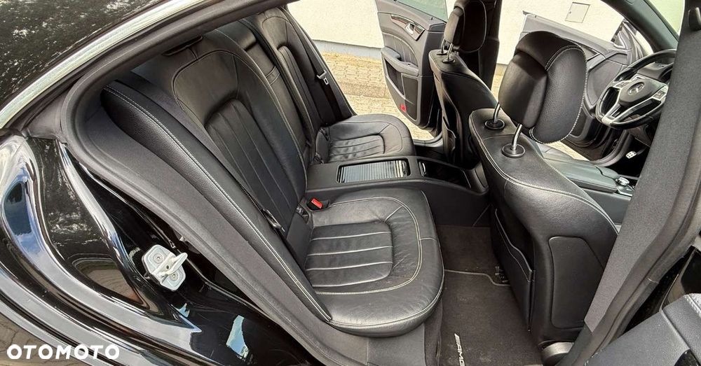 Mercedes-Benz CLS - 20