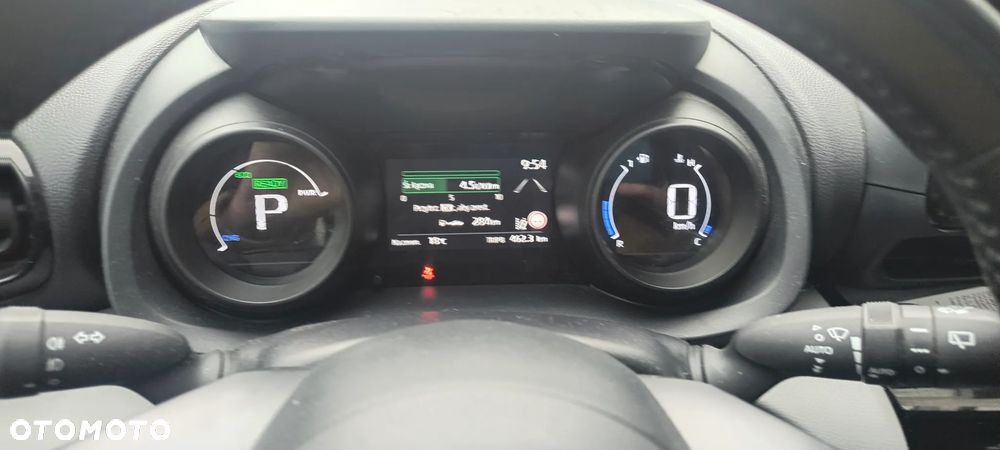Toyota Yaris Cross - 11