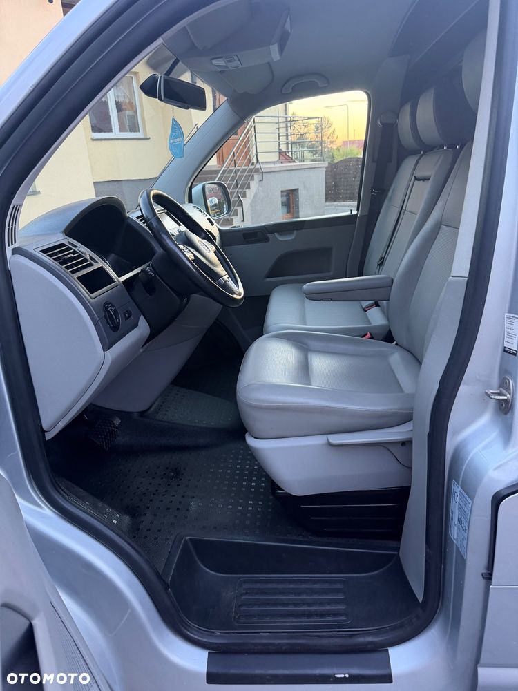 Volkswagen Transporter - 10