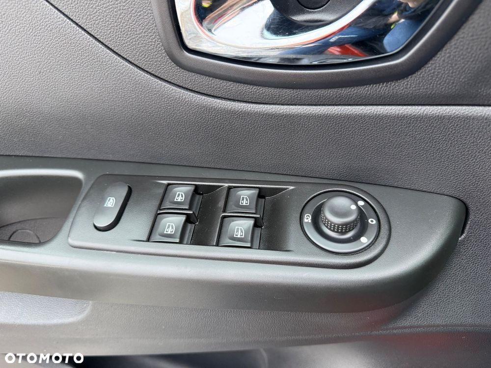 Renault Captur (ENERGY) TCe 90 BOSE EDITION - 15